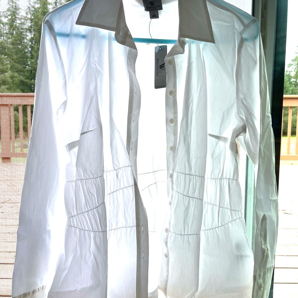 Brand new women’s button down shirt